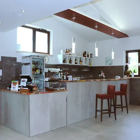 Guest house La Cascina Del Viaggiatore 3*