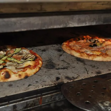 Guest house La Cascina Del Viaggiatore Pianola